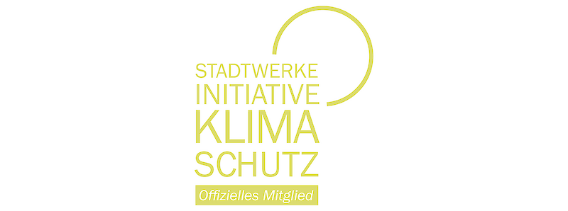 Logo Stadtwerke-Initiative Klimaschutz mit dem Zusatz "Offizielles Mitglied"